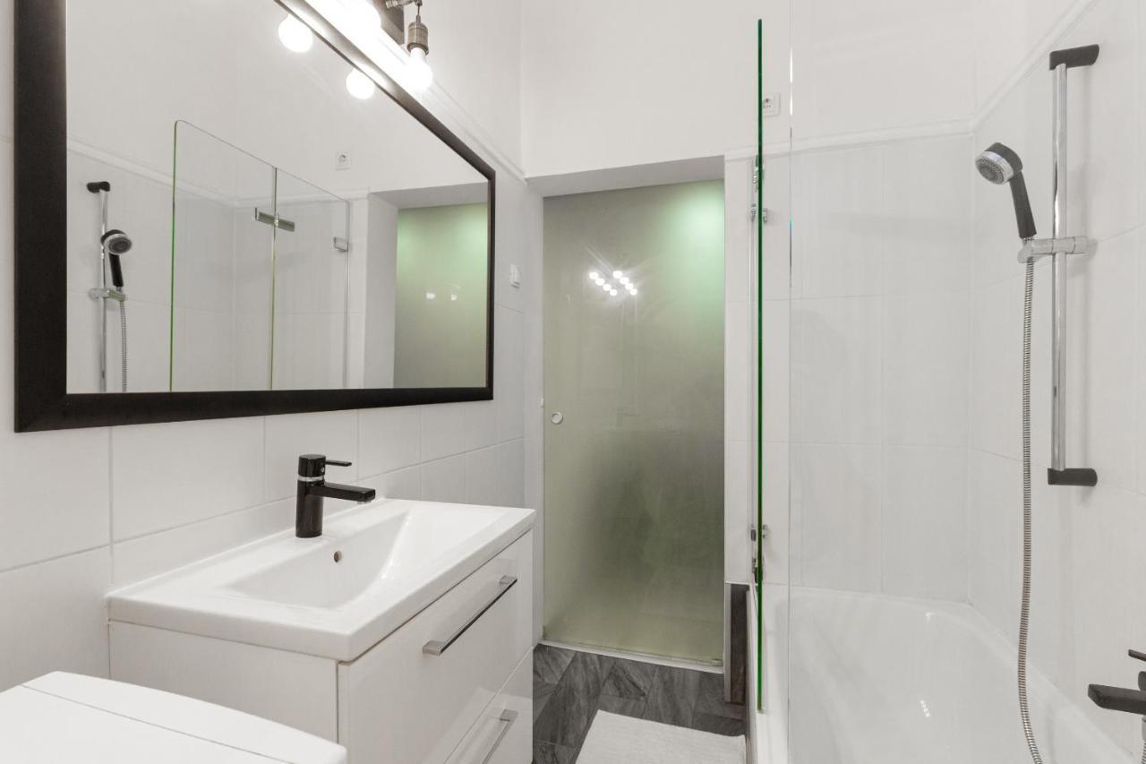 Standard Apartment By Hi5-Relax With Style Studio Budapest Esterno foto