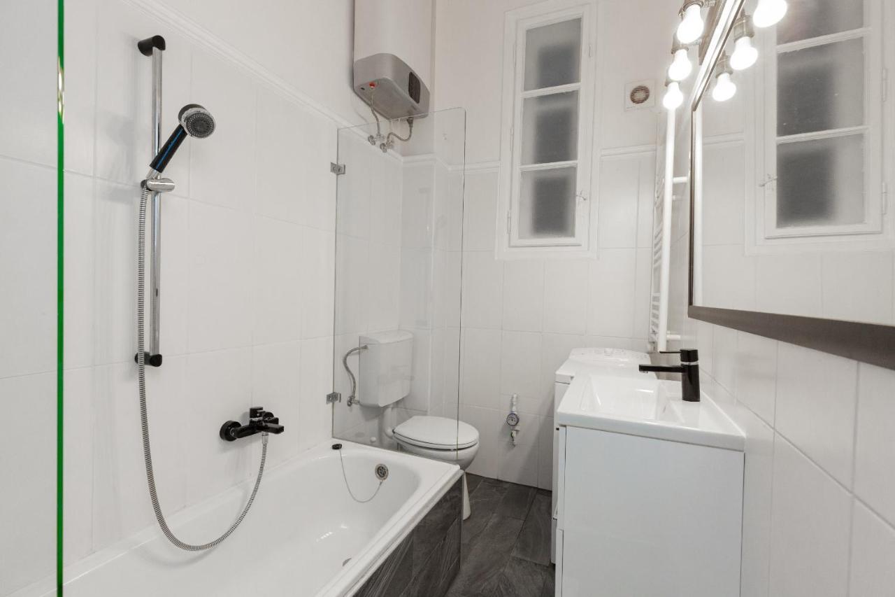Standard Apartment By Hi5-Relax With Style Studio Budapest Esterno foto